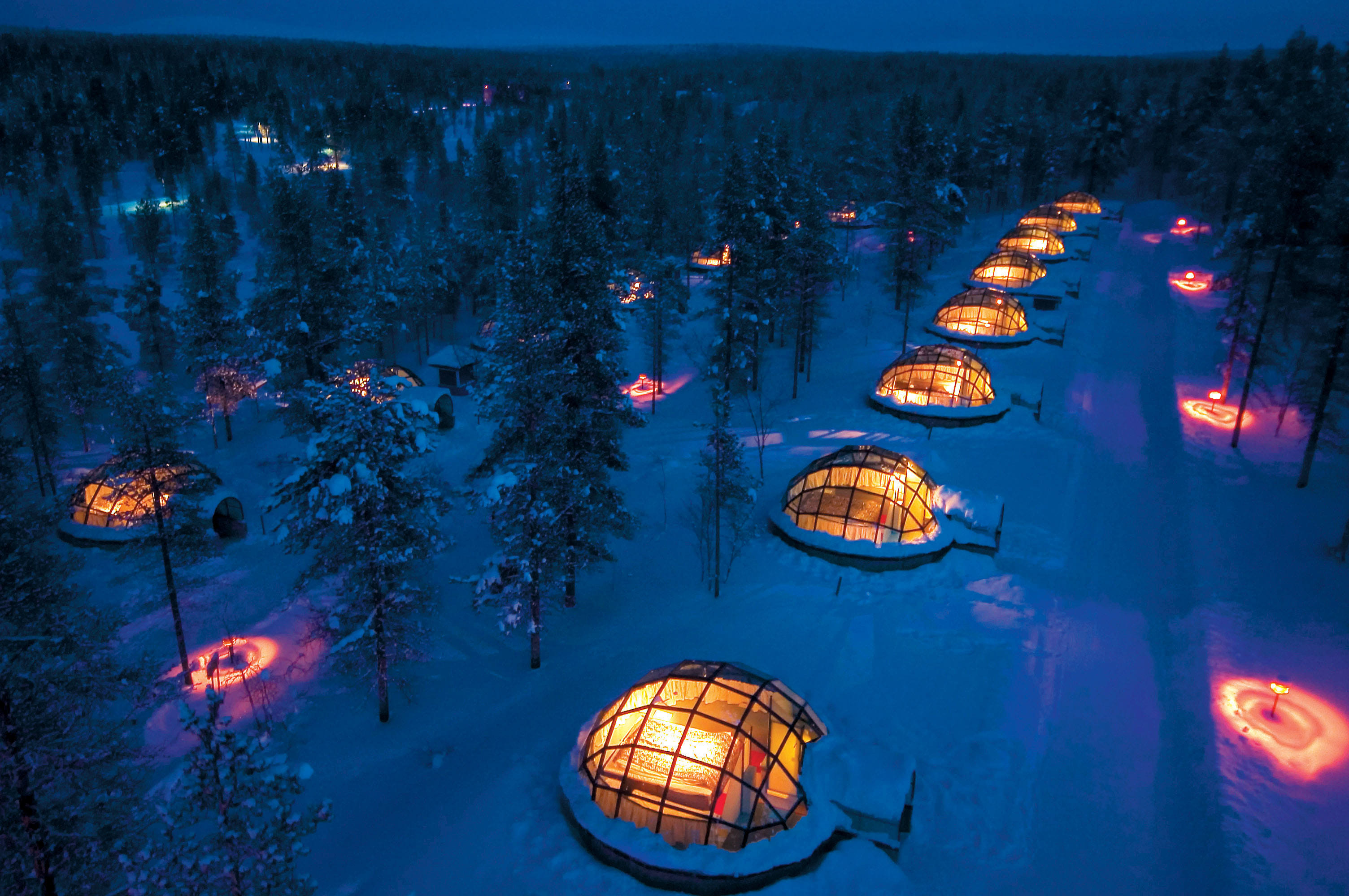Top Glass Igloos for Honeymoon : Arctic Romance & Northern Lights Magic