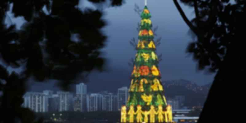 Rio-de-janeiro-christmas-tree-brazil