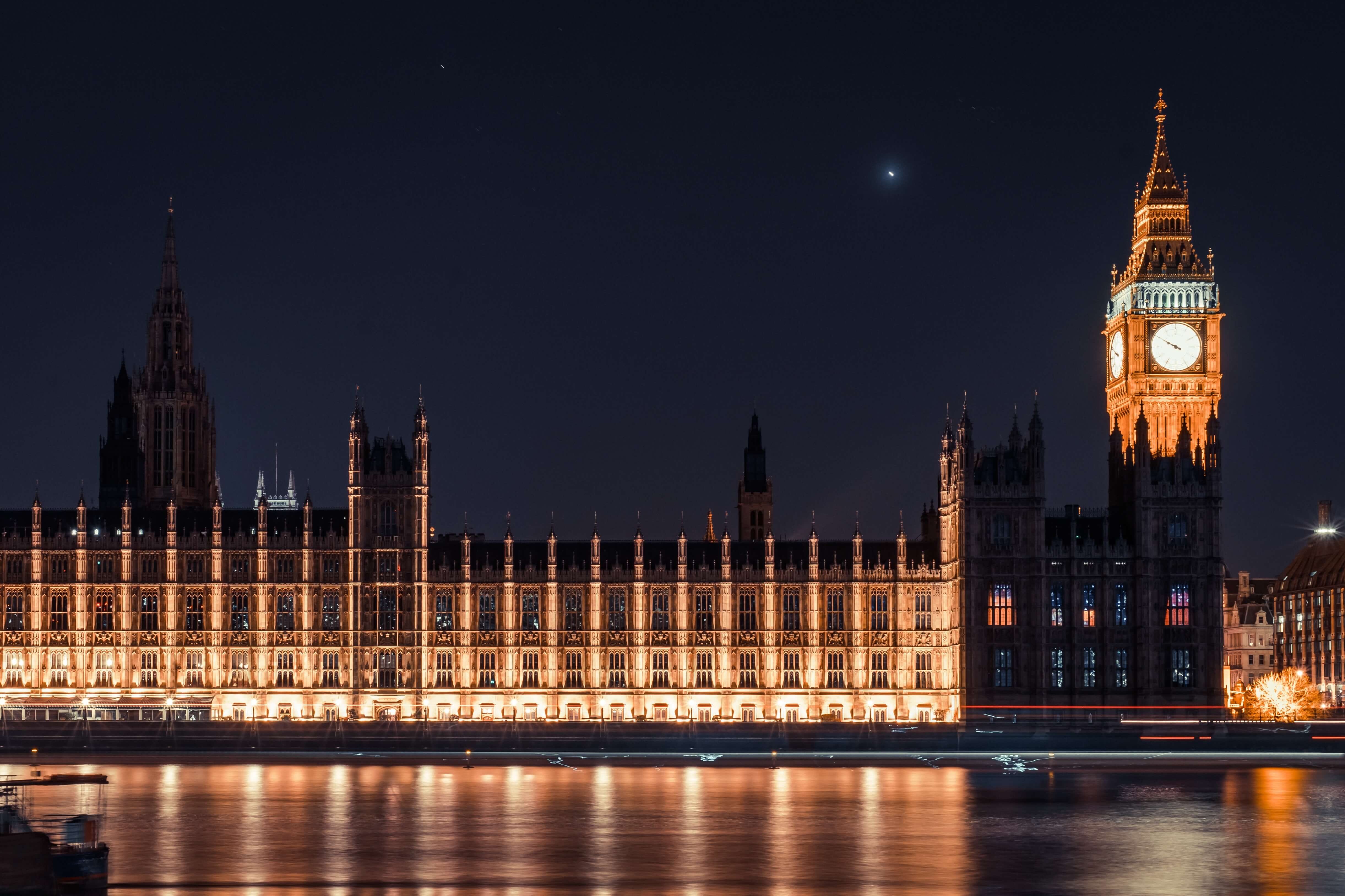 Big Ben chimes for one last time before going silent until 2026