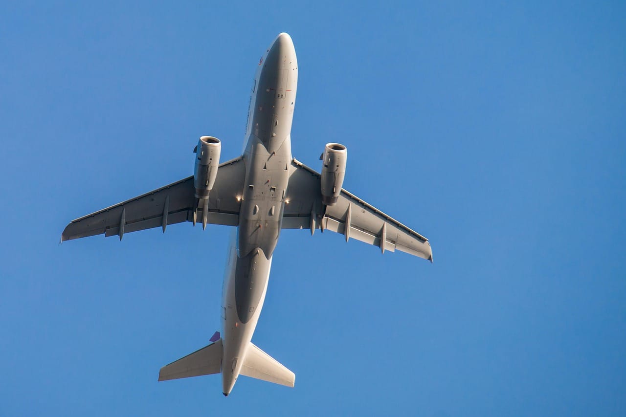 Id proof now mandatory to book domestic flight tickets!