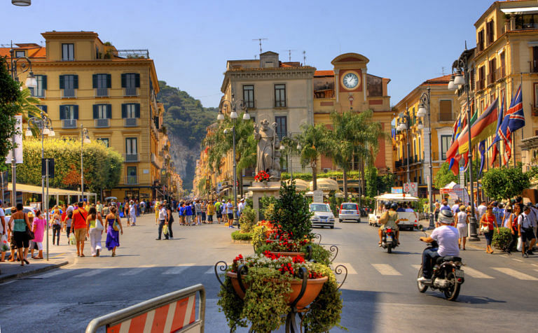 Piazza Tasso, Free Things to Do in Sorrento