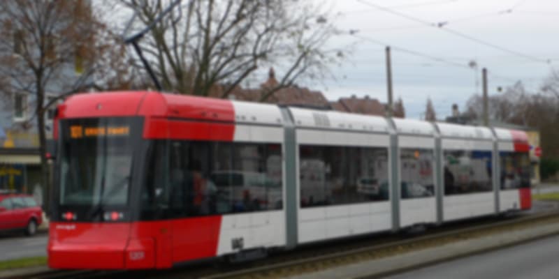 Straßenbahn (Tram)
