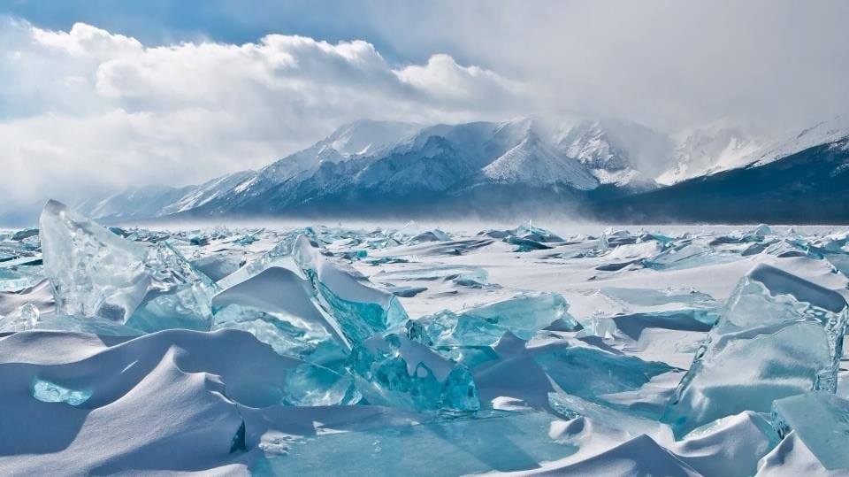 The World’s Top Natural Phenomena: Must-Explore