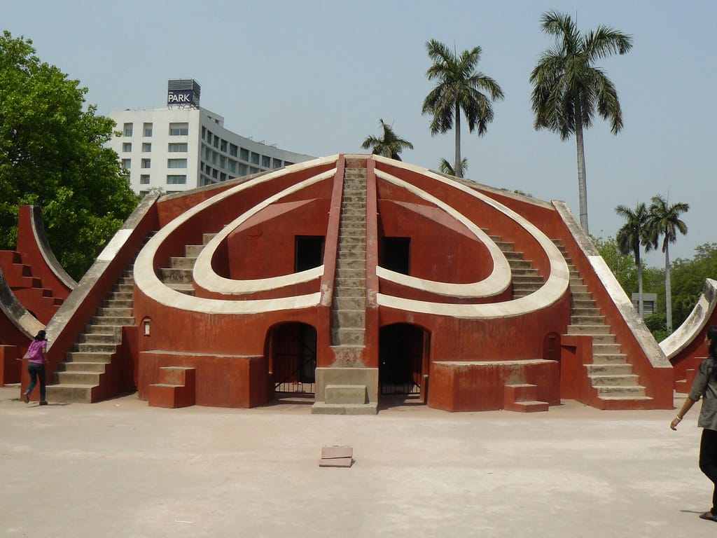 The Jantar Mantar in Jaipur – The Monumental Calculating Instrument!