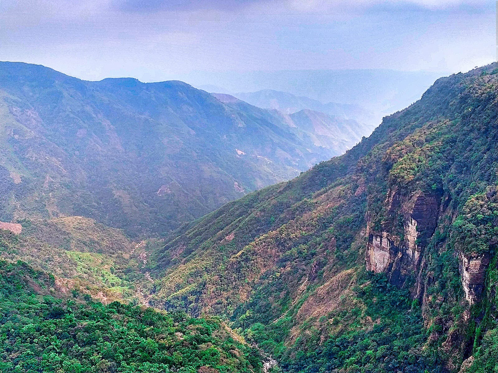 Why You Should Visit Meghalaya In June