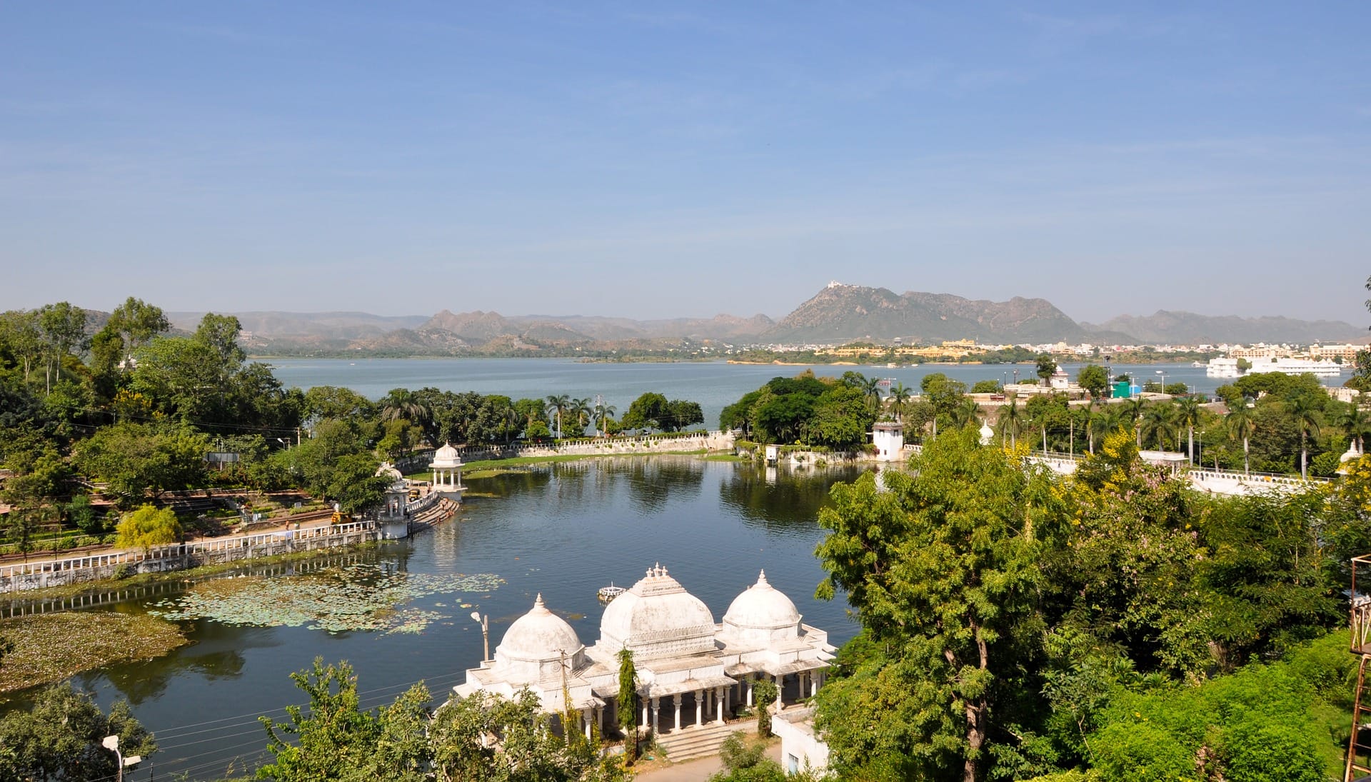 Best Top 05 Honeymoon Destinations in India