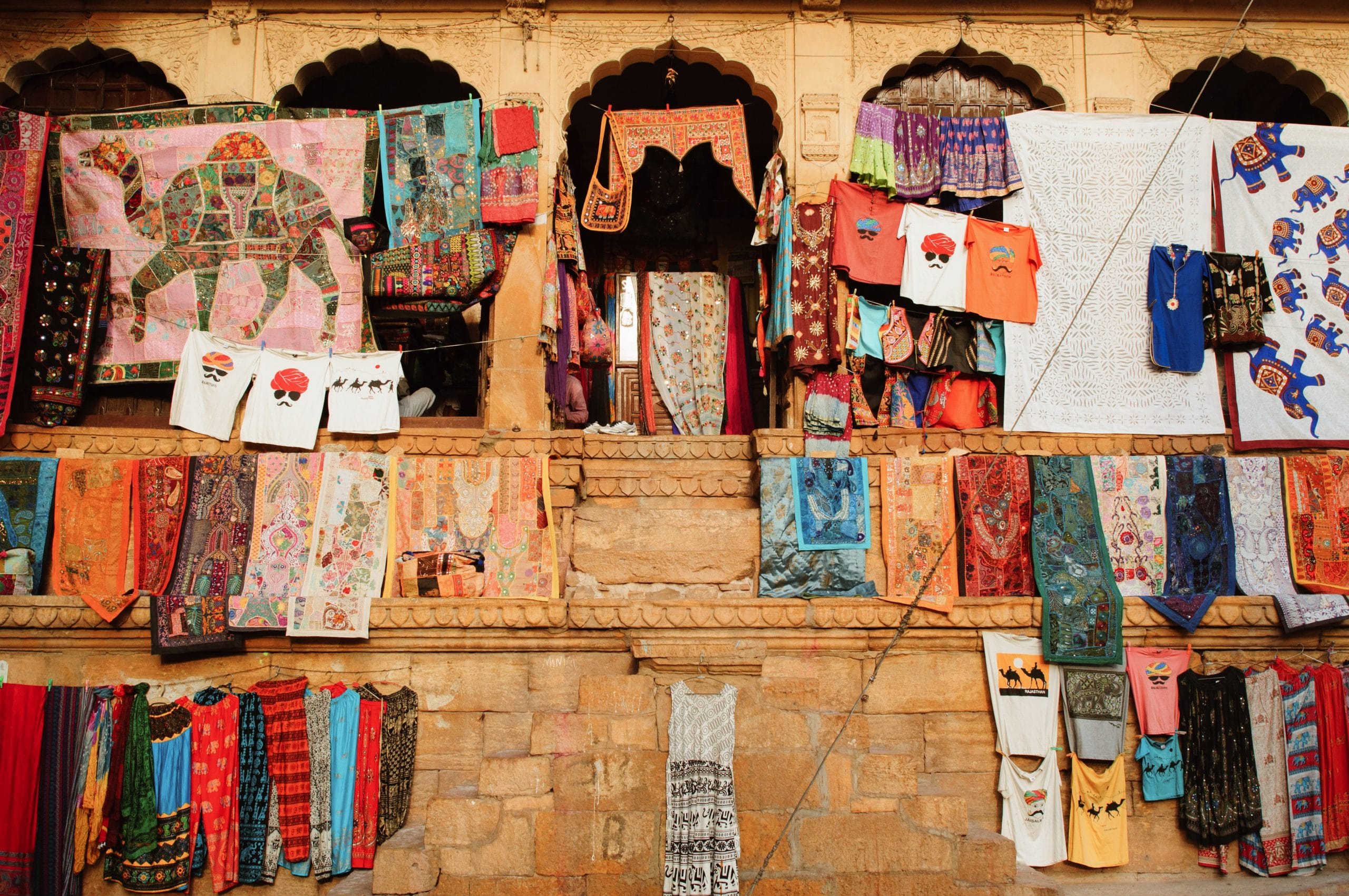 Shopping in Rajasthan: 9 Colourful Markets To Visit & Go On A Shopping Spree