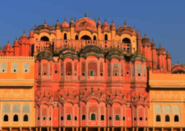 Hawa Mahal – Be blown away by the Visual Spectacle “Palace of Winds”