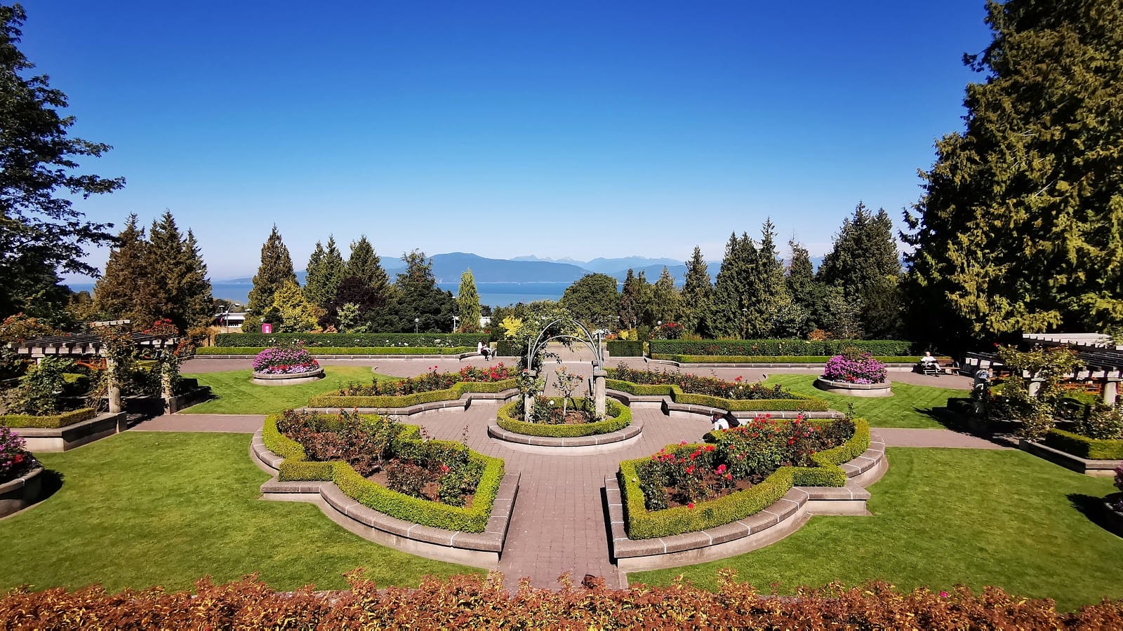 Hyde Park London Complete Guide: History, Top Attractions, Tickets, Timings & Tips