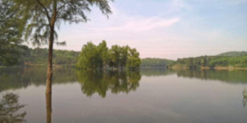 Kakkayam valley lake