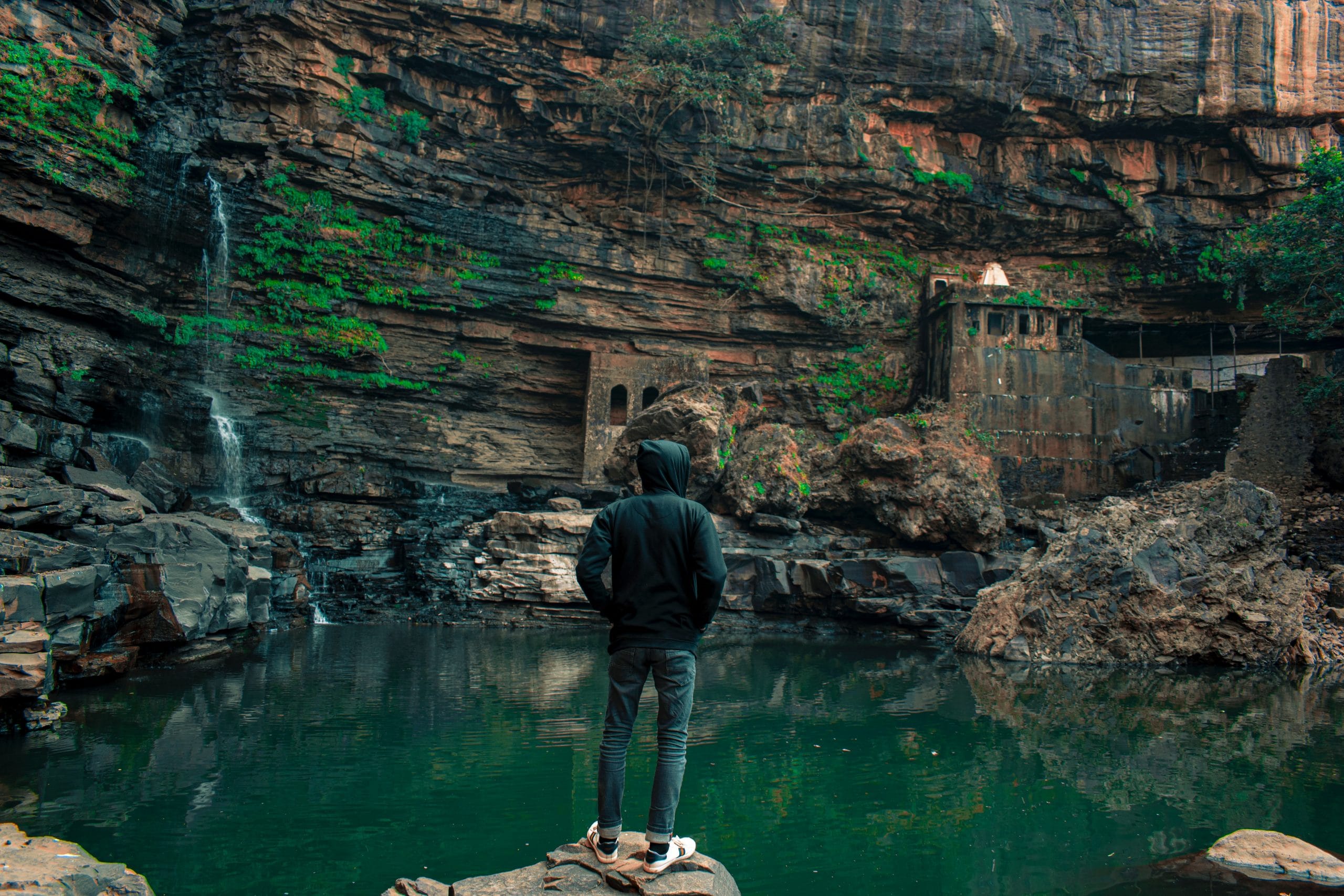 Garadia Mahadev Temple – Introducing the Grand Canyon of India!