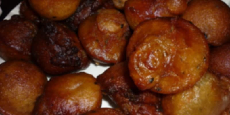 unniyappam on a plate