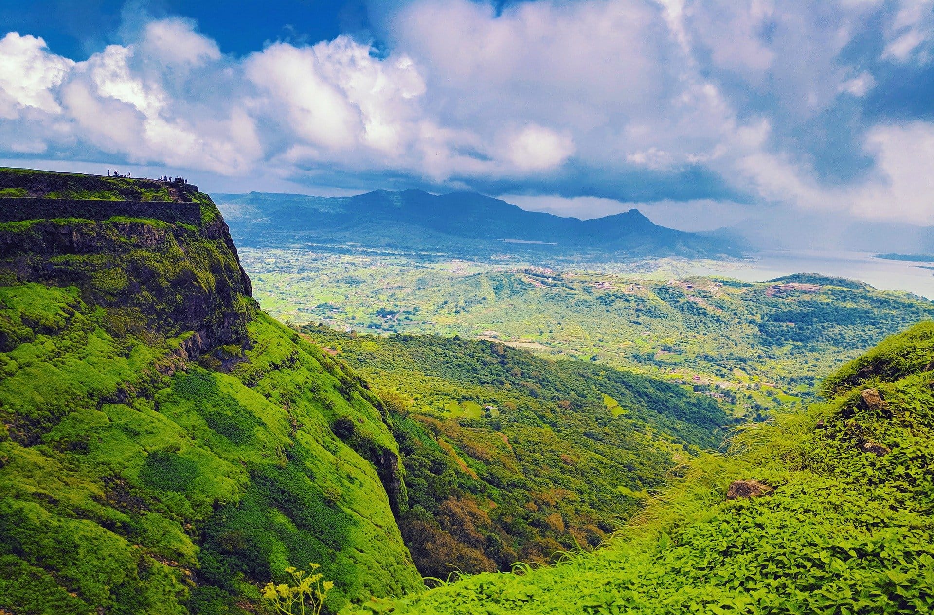 Top 10 Best Resorts in Lonavala that will make your trip a memorable one