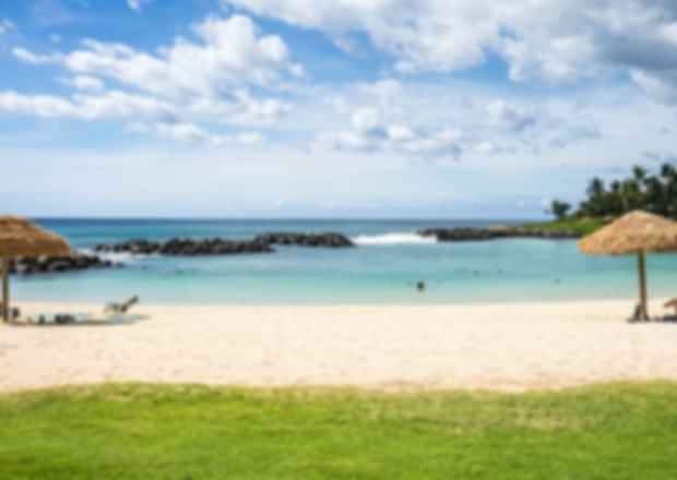 Hawaii vs Maldives: Which One to Choose for Your Next Vacay?