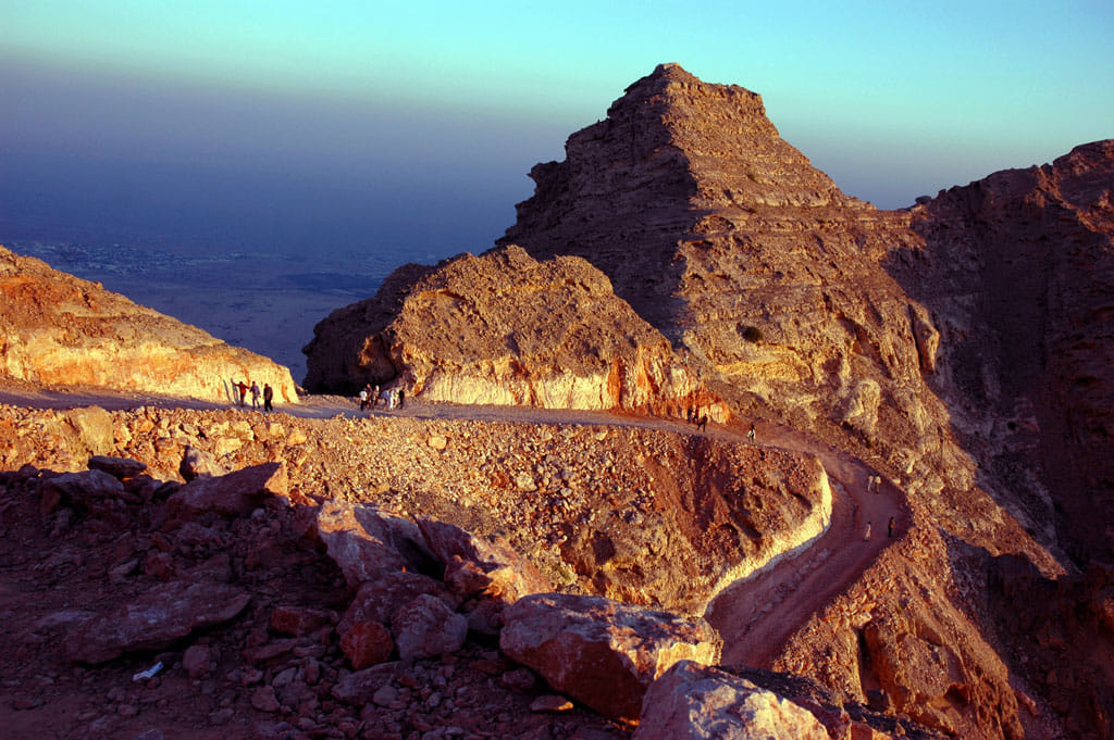 Jebel Hafeet Travel Guide: Top Things to Do, History, Desert Park & How to Visit