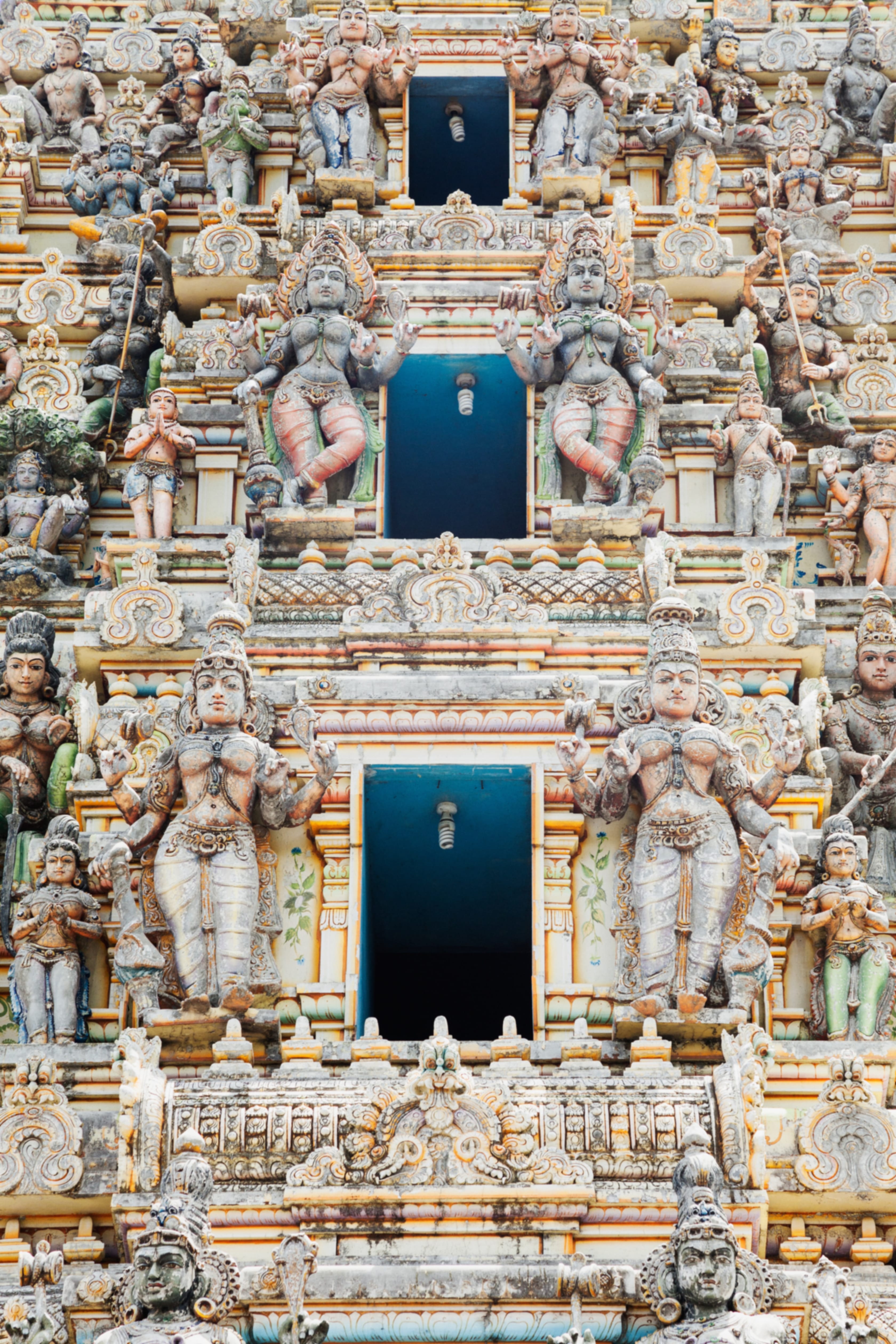 10 Famous Temples in Sri Lanka: History, Location & Best Time to Visit