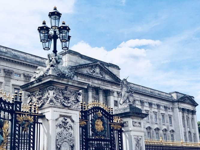 Top Monuments in London: Historical Landmarks That Define the City’s Heritage
