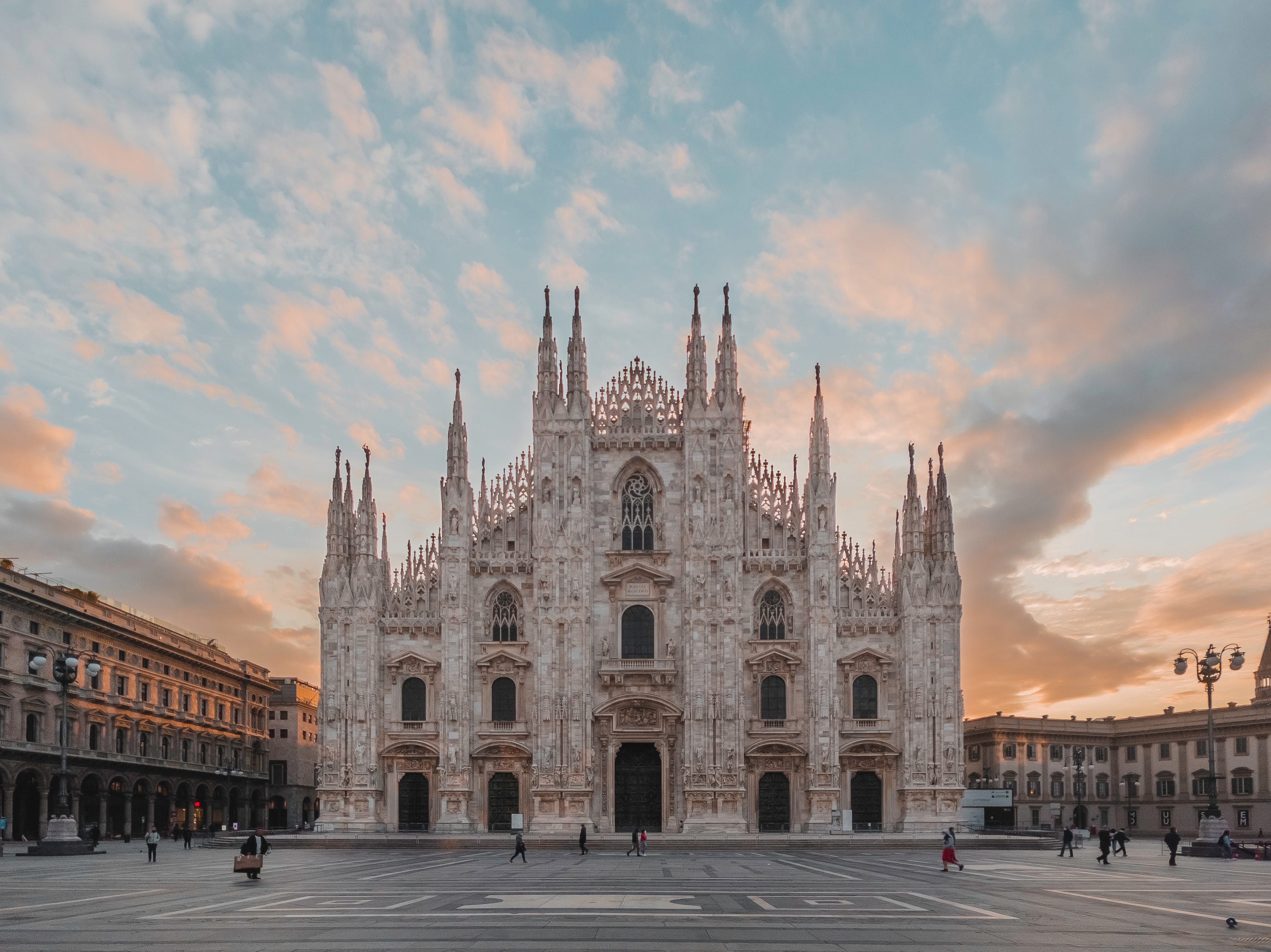 Italy Honeymoon Guide: Best Places, Itinerary, Costs & Travel Tips