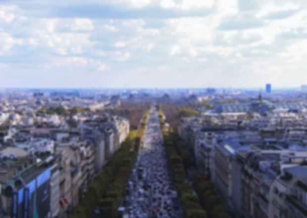 Champs Elysees in Paris: A Guide to the Must-See Avenue!
