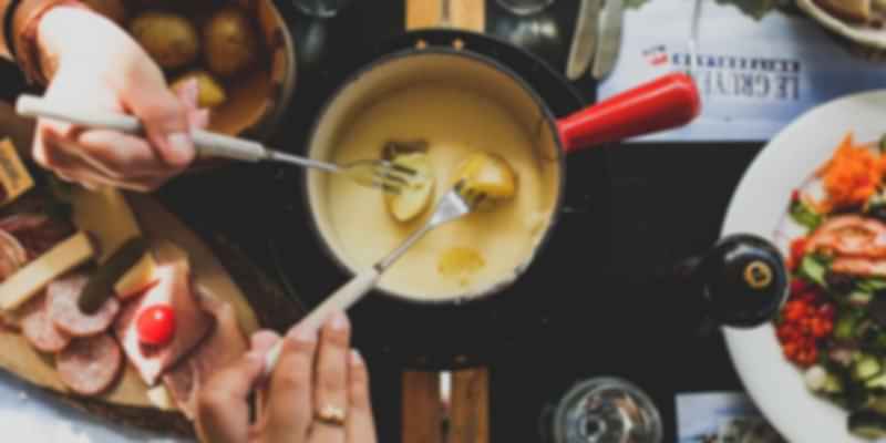 Fondue, Street food of Switzerland