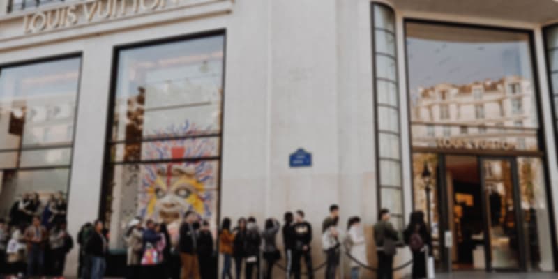 Luis Vuitton Showroom, Reasons to visit France