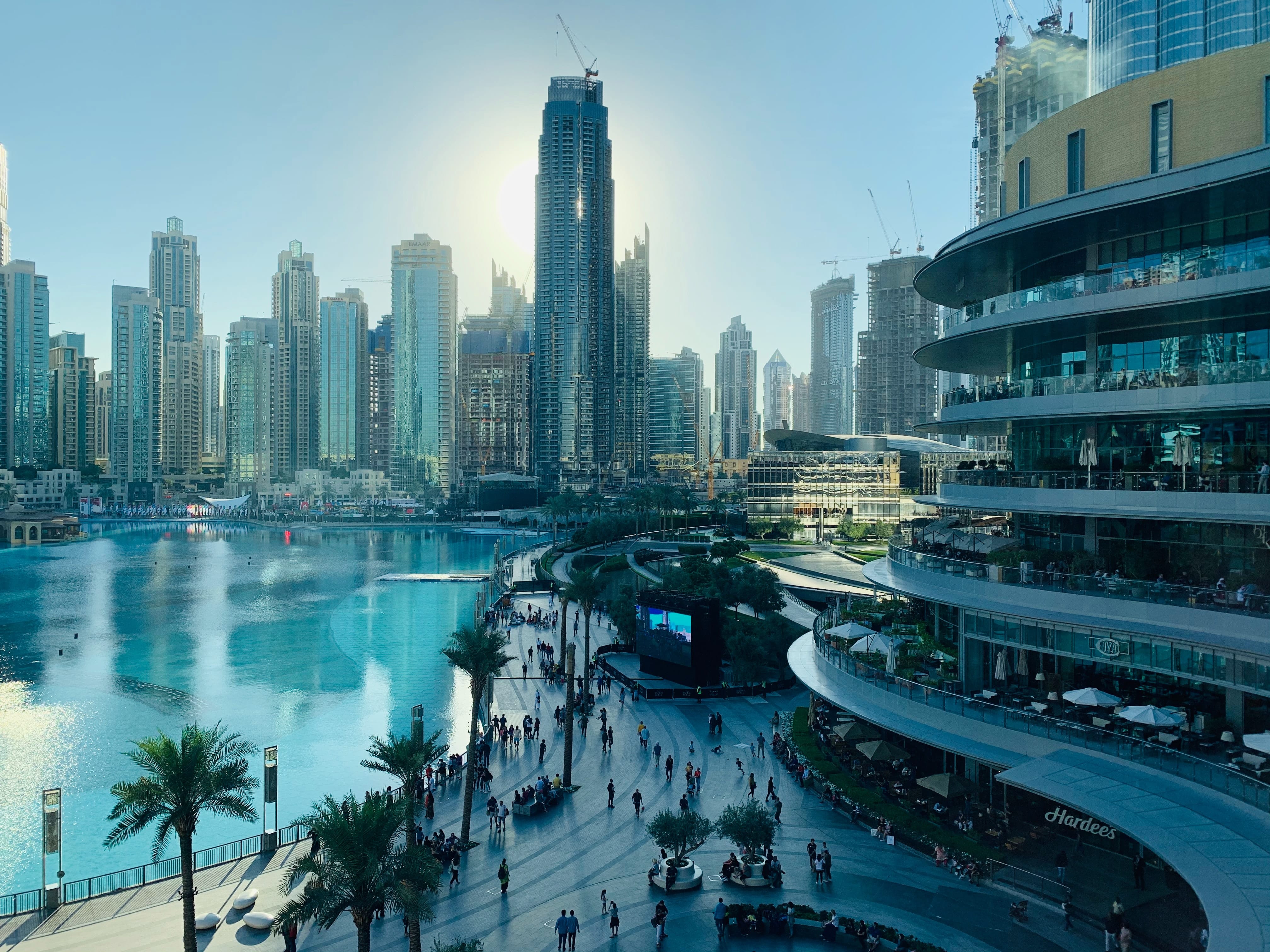 Dubai Abu Dhabi Tour Itinerary: A Perfect Guide For Wholesome Vacay!