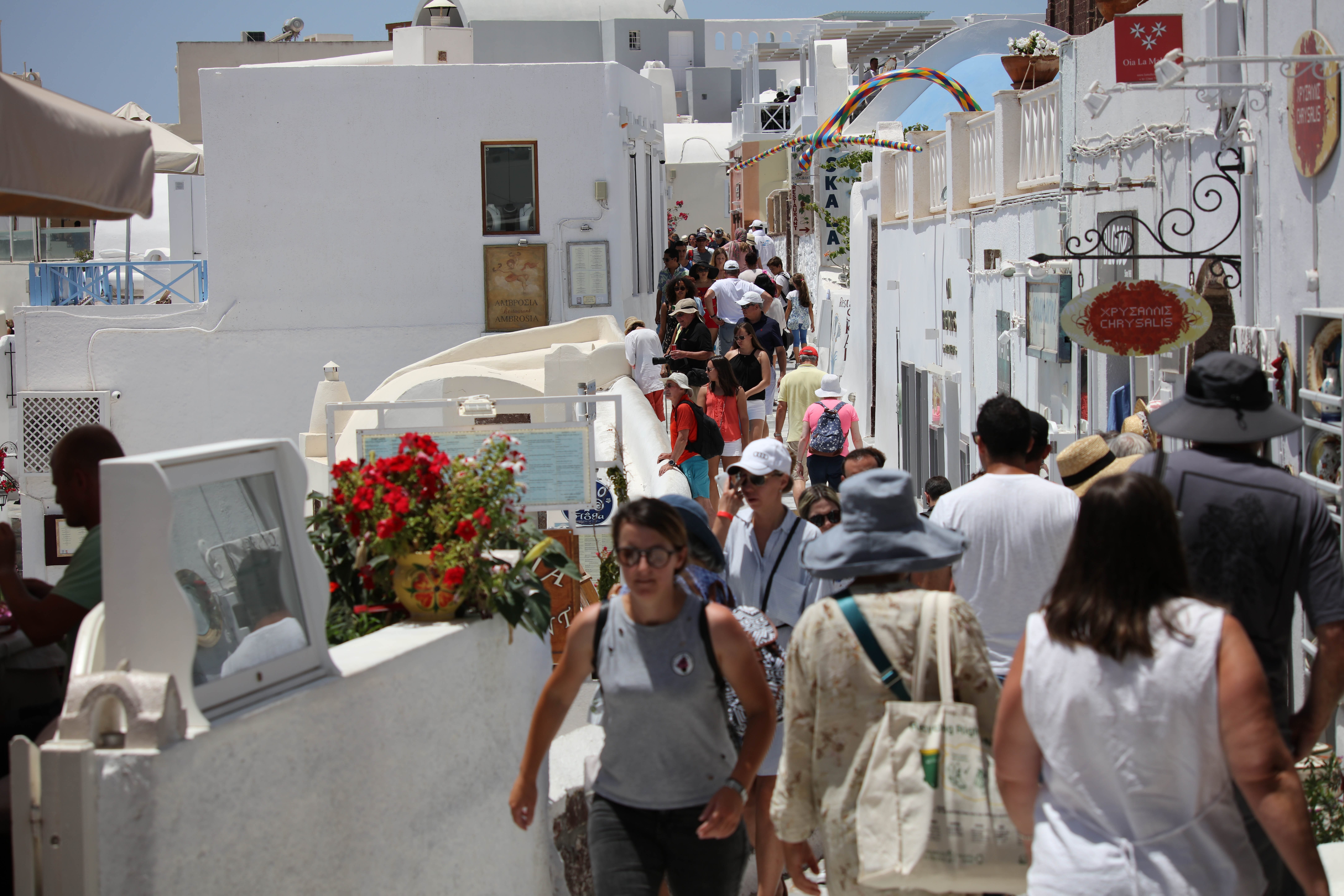 10 Best Places to shop in Santorini: Find Treasures, Arts & More