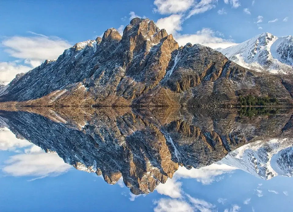 Mountains in Norway in April 