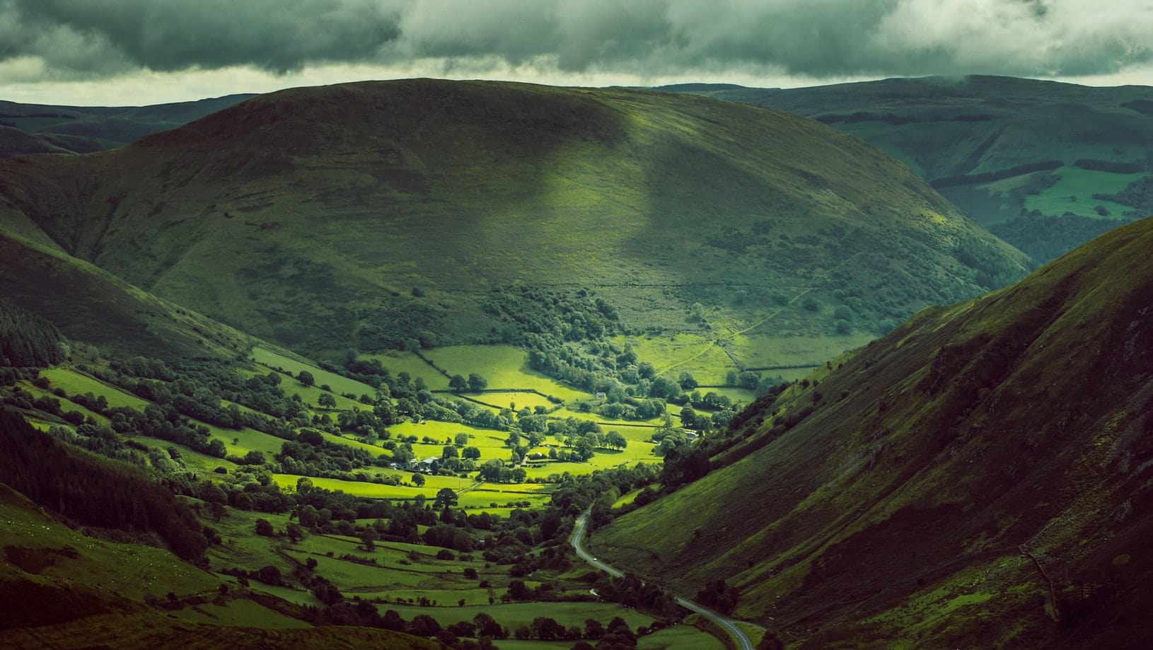 15 Best Places to Visit in Wales: Complete Travel Guide