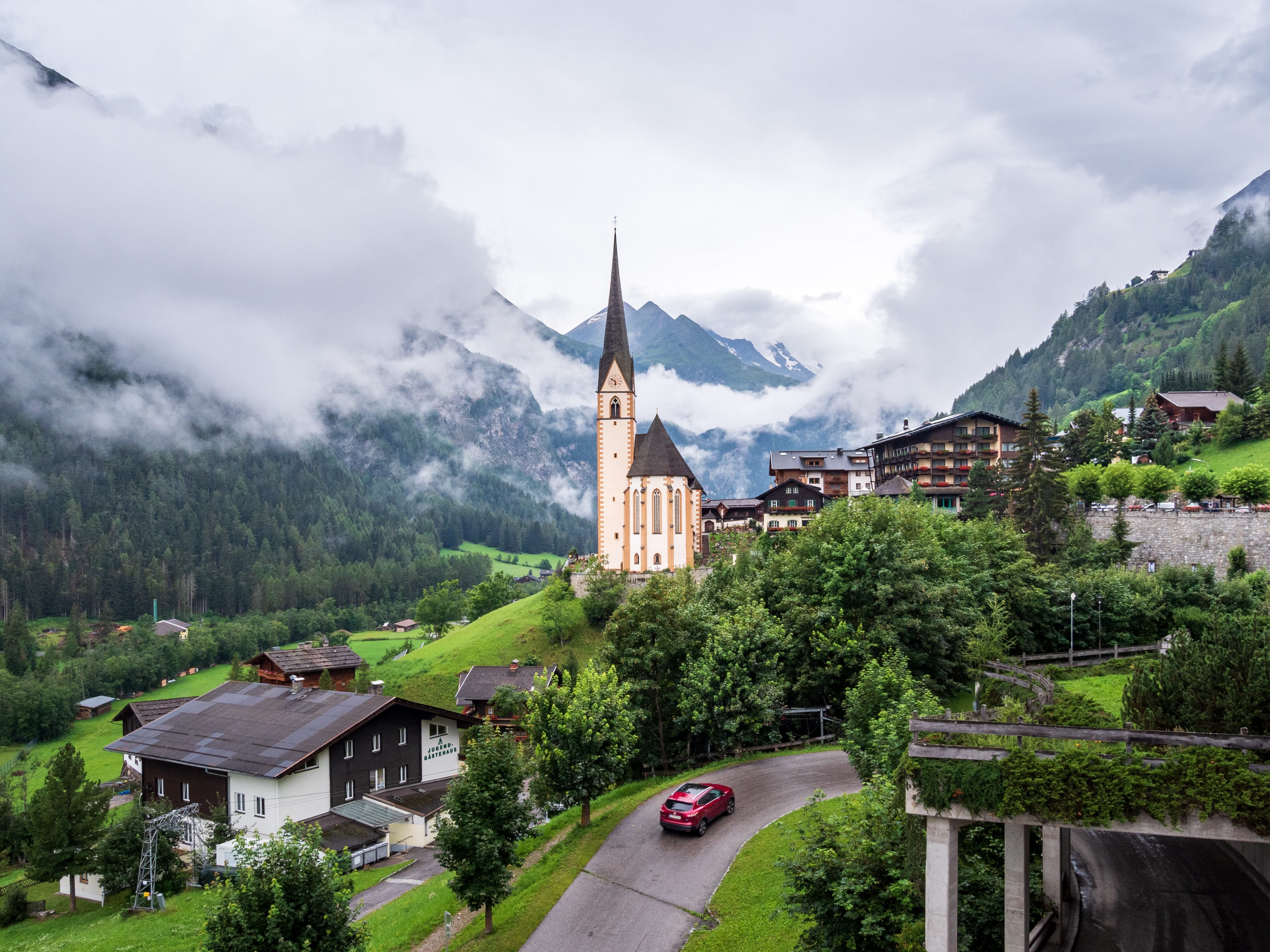 Austria in May: Weather, Top 5 Places to Visit and Top 3 Activities To Try