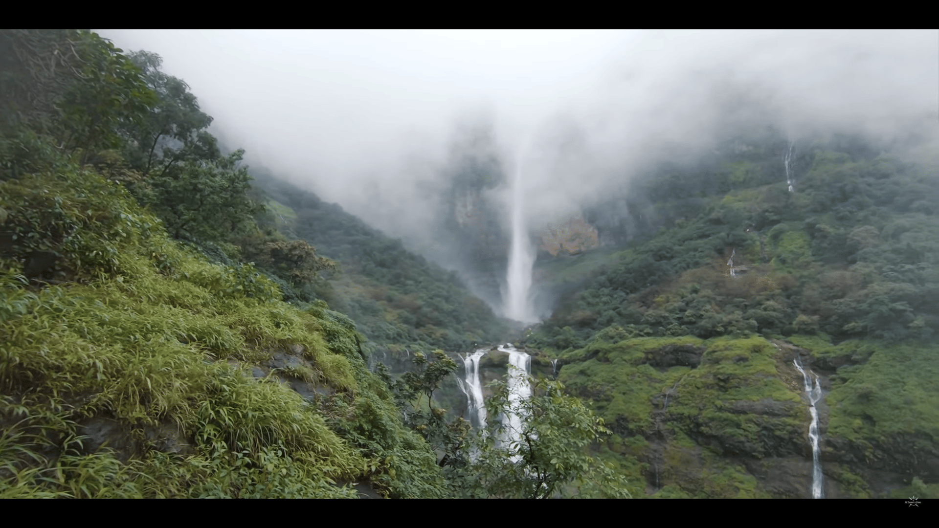 Nanemachi Waterfall in Maharashtra