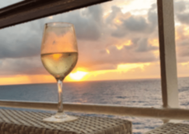 What Are the Main Benefits of Booking a Luxury Cruise Experience?
