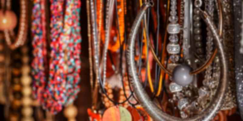 Jewellery & Hand-made Necklaces, Maldives souvenirs
