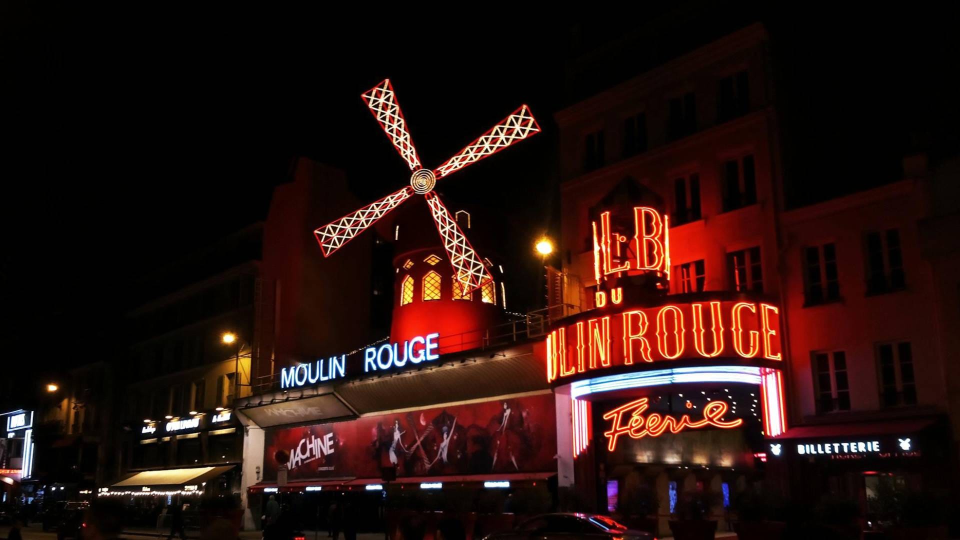 Moulin Rouge in Paris 2026: Ultimate Travel Guide for Visitors & Tourists