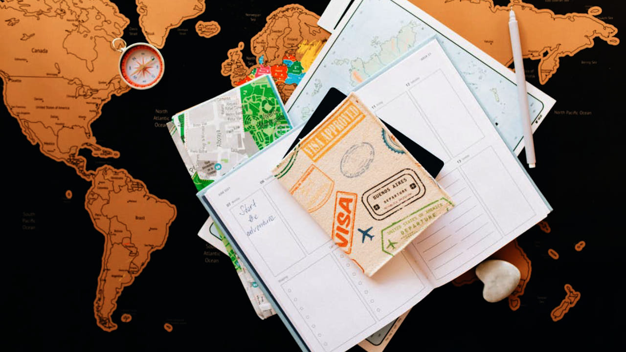 Difference Between Visa and Passport
