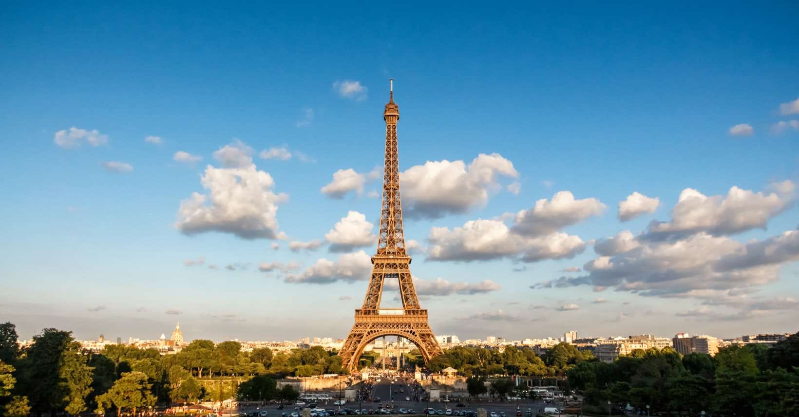 Best Views of the Eiffel Tower: Top Spots for a Stunning Sight