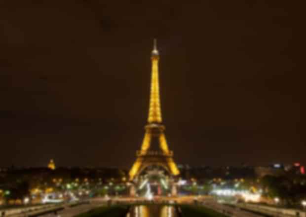 Romantic Eiffel Tower Experiences: Proposals, Dinners & Sunset Views