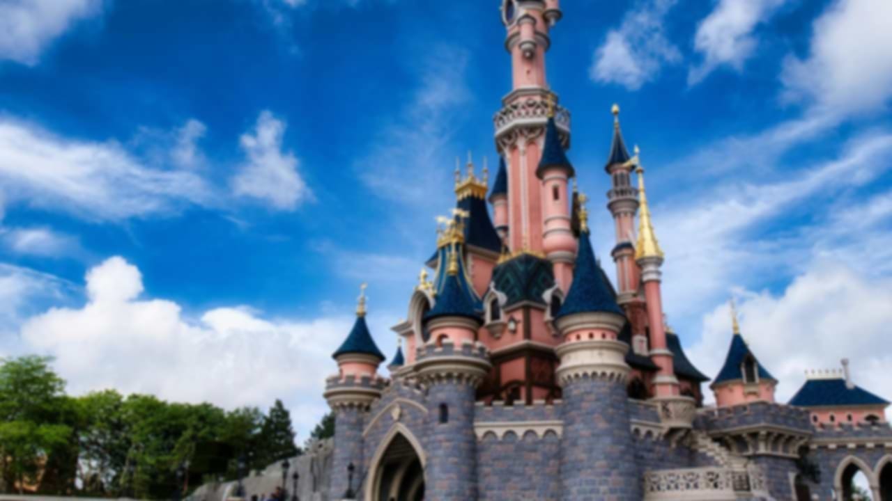Disneyland Paris Rides Guide: Best Rides, Tips &  Family Attractions (2026)