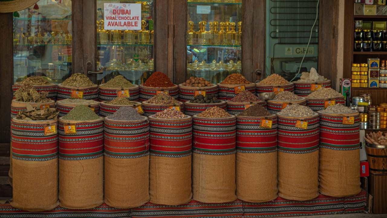 Dubai Souks: A Complete Guide to the City’s Best Markets for Gold, Spices, Perfumes &amp; Textiles