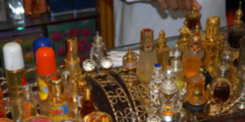 perfume dubai souk