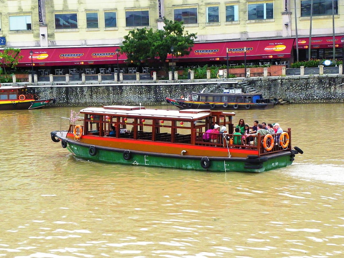 Everything You Need to Know About Taking a Bumboat Ride in Singapore