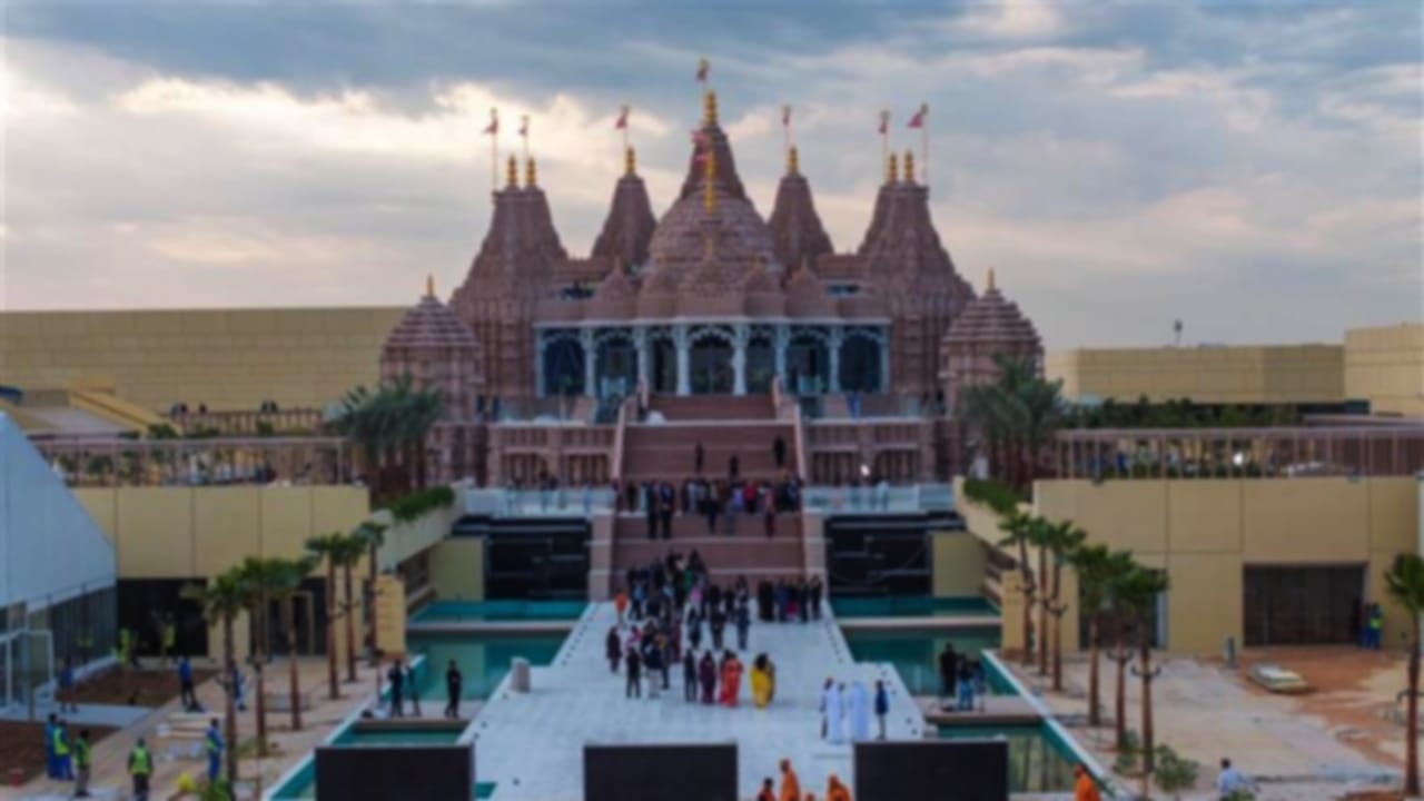 Visiting Dubai Mandir: What to Know Before You Go