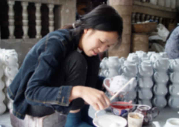 Learning Vietnamese Handicrafts in Hoi An, Hanoi & Bat Trang: Tailoring, Lanterns, and Pottery -A Direct Guide for Beginners