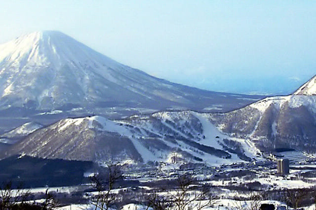Best Ski Resorts in Japan Guide 2026: Niseko, Hakuba & Beyond
