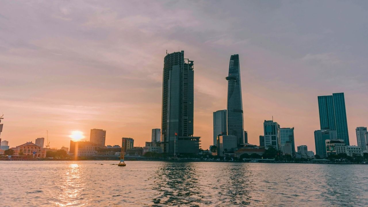 Vietnam Packing List 2026: Regional, Seasonal & Travel Essentials Guide