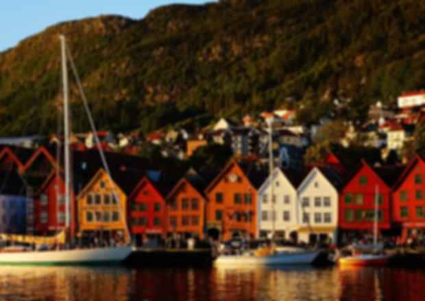 Bryggen Wharf Bergen Guide : History, Top Things to Do & Best Photo Spots