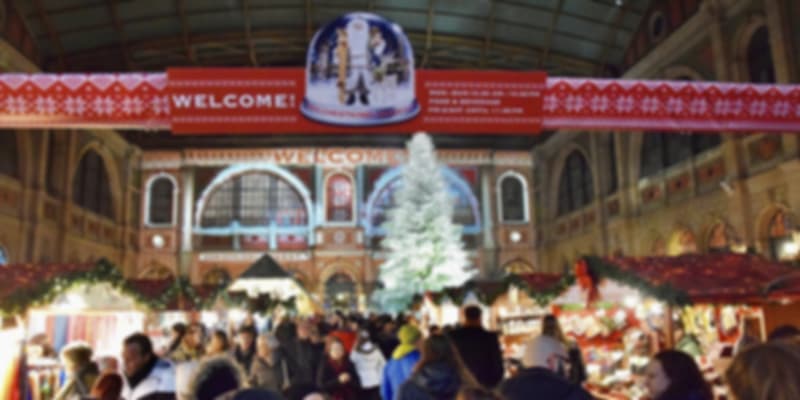 This image has an empty alt attribute; its file name is Christkindlmarkt_-_Christmas_Market_at_Zurich.jpg