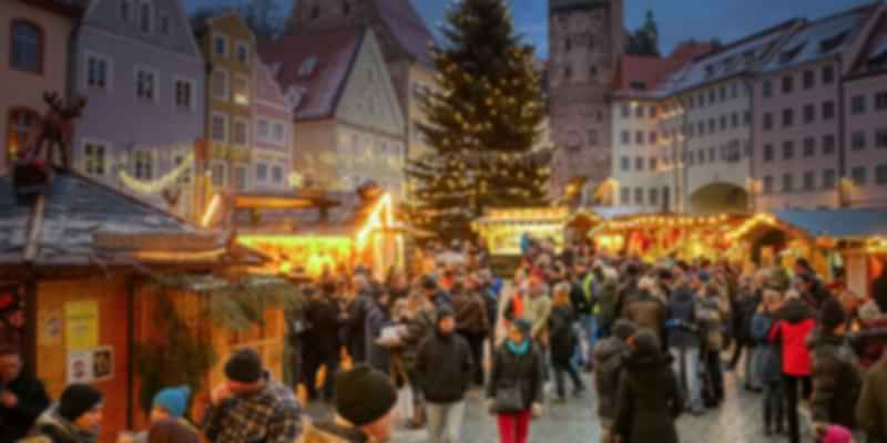 This image has an empty alt attribute; its file name is Christmas-in-swiss.jpg