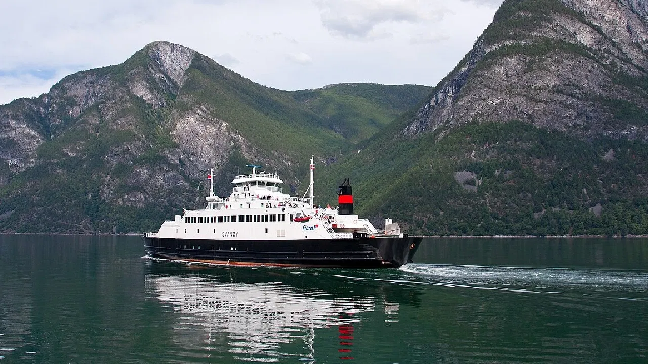 Expensive vs Budget-Friendly Destinations in Norway: Guide for Every Traveller
