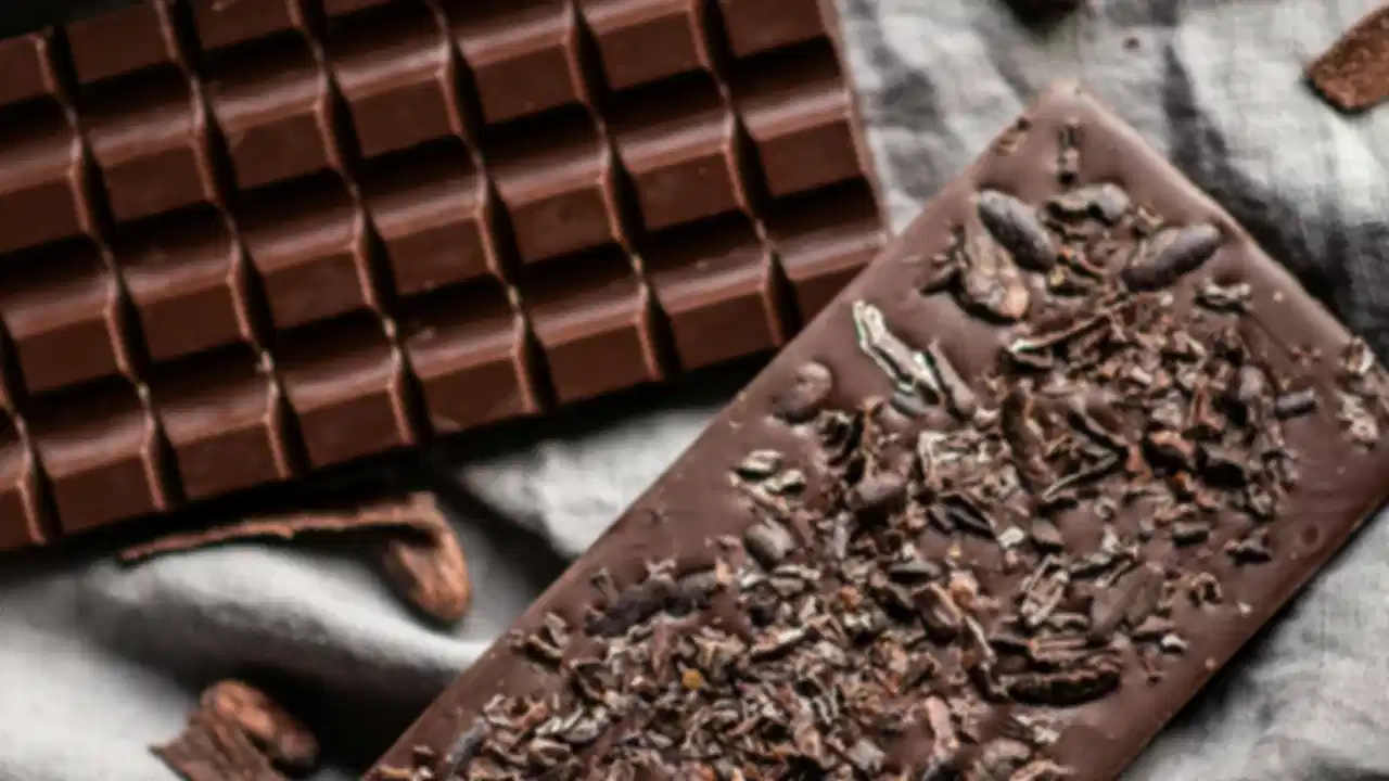 Switzerland Cheese & Chocolate Guide: Best Fondue, Raclette & Chocolate Factories to Try